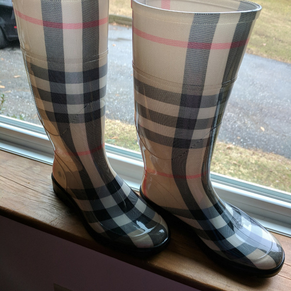 Burberry Tall Check Rainboot